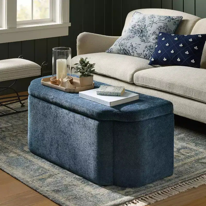 Vintage Inspired Ornate Storage Bench with Detailed Cutout Textured Velvet