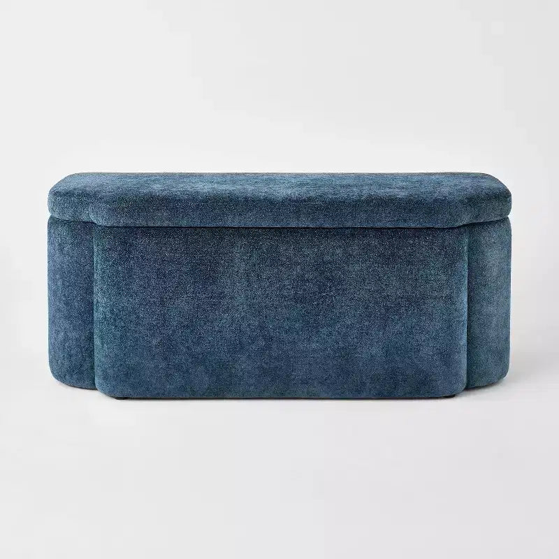 Vintage Inspired Ornate Storage Bench with Detailed Cutout Textured Velvet